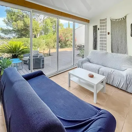 Moderne Vue Et Collines Aux Portes Des Calanques Holiday home *